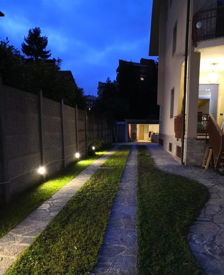 Flatmilan Hotel Cernusco Sul Naviglio Exterior photo